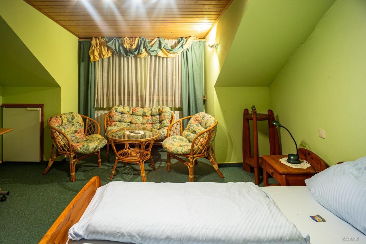 Hotel Restaurant Wolfsschlucht Gmbh Bad Muenstereifel Zewnętrze zdjęcie