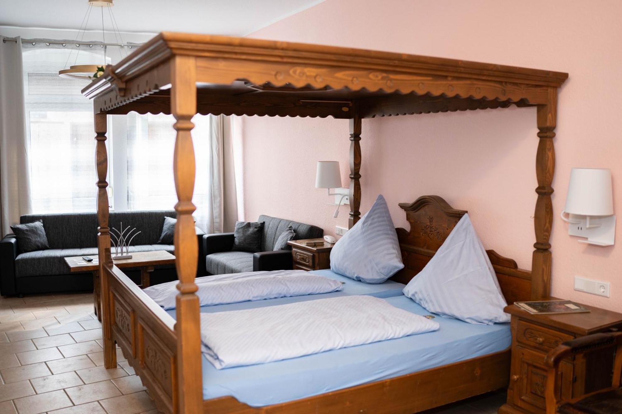 Hotel Restaurant Wolfsschlucht Gmbh Bad Muenstereifel Zewnętrze zdjęcie